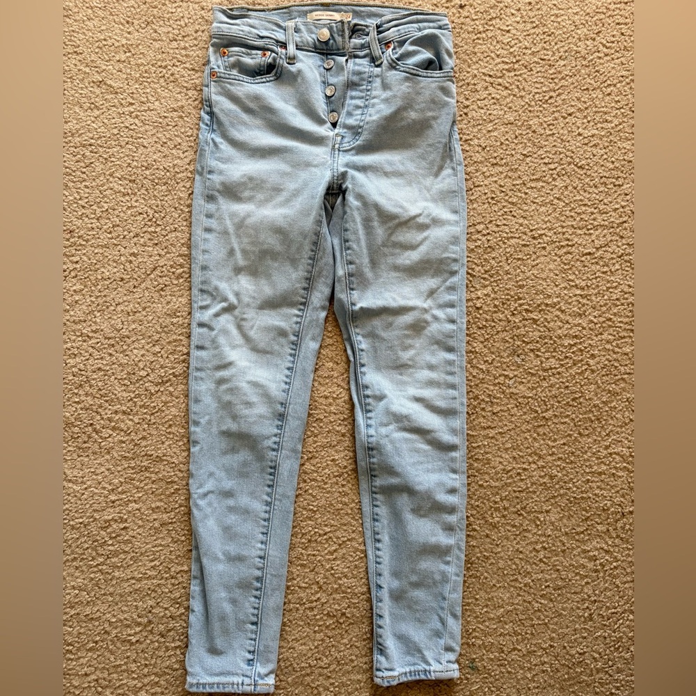 Levi’s Wedgie Skinny Jeans